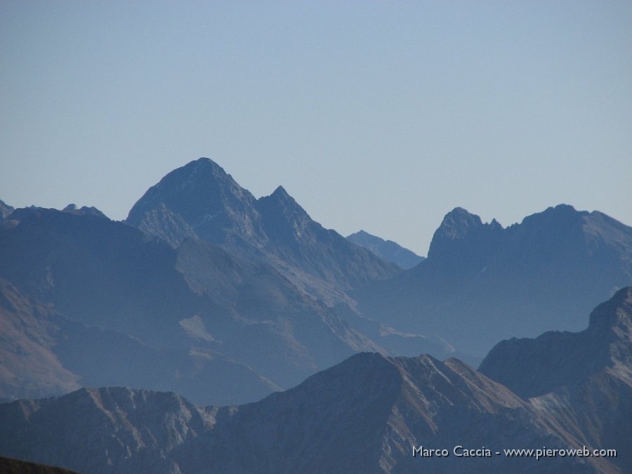 09_Zoom sul Pizzo Diavolo di Tenda.JPG